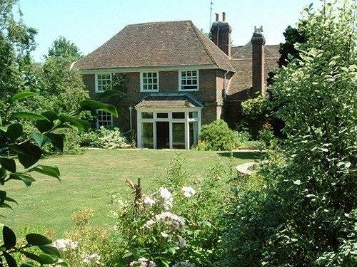 Dadmans - carbon neutral hotel in Sittingbourne