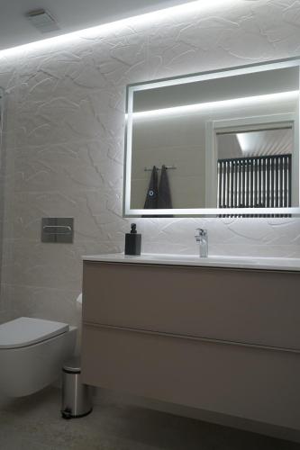 Apartamento Turistico Hermanos Infantes — 4-Star Luxury Hotel in Estepona, Spain