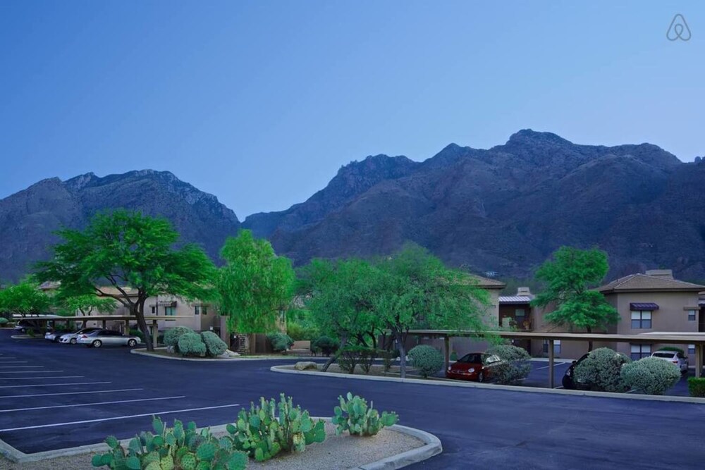 The Greens and Ventana Canyon 3115E — 4-Star Luxury Hotel in Tucson, United States