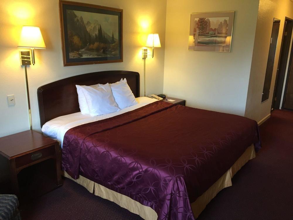 Waterloo Inn Stockton - photo 22