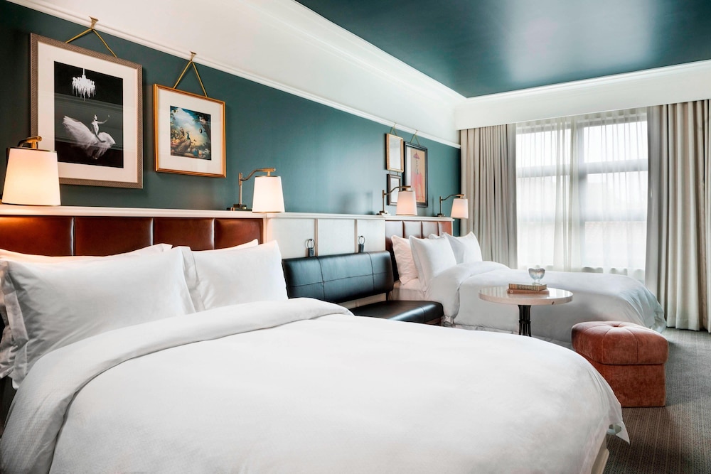 Perry Lane Hotel A Luxury Collection Hotel Savannah - photo 12