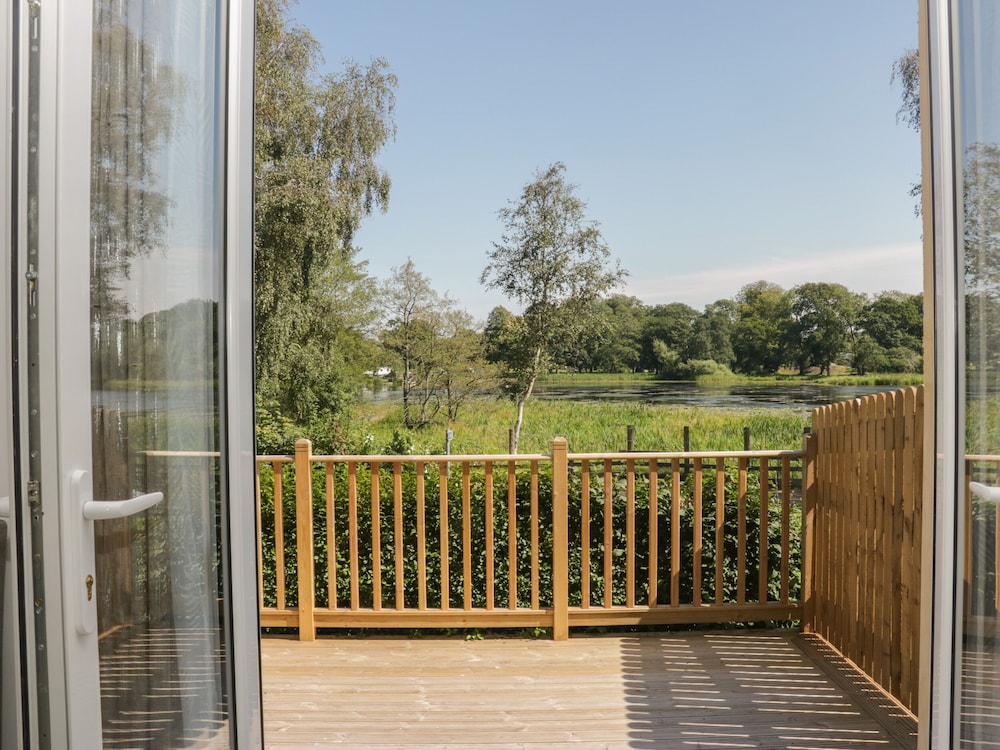 Simply Suite — 4-Star Luxury Hotel in Castle Douglas, United Kingdom