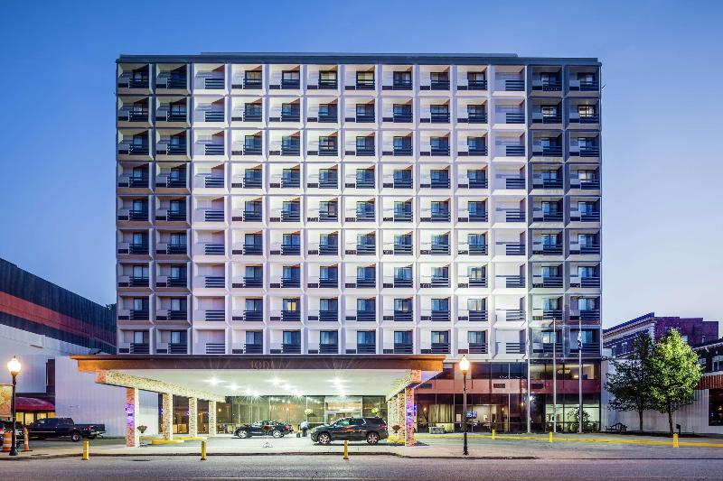DoubleTree by Hilton Huntington - photo 3