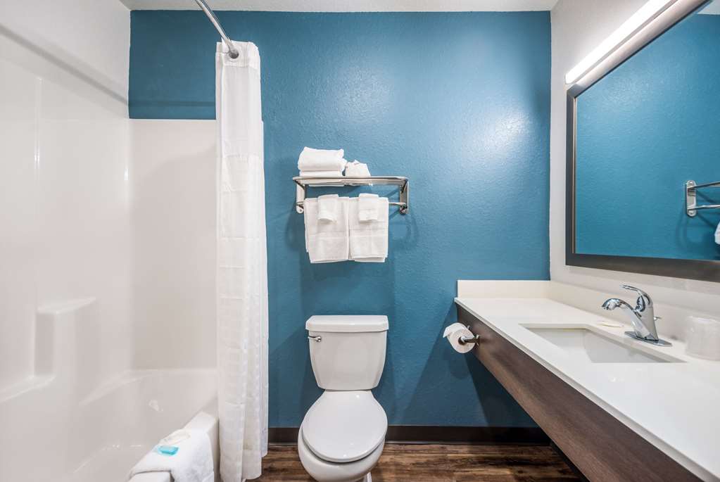 WoodSpring Suites Bradenton - photo 21