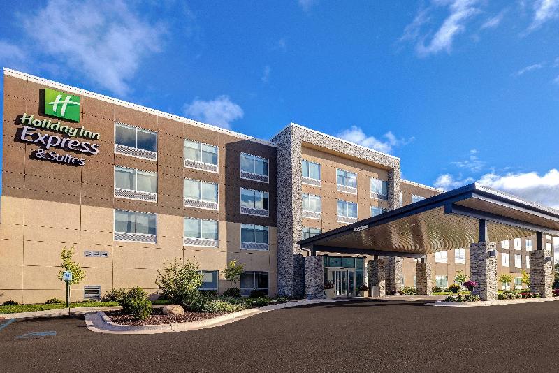 Holiday Inn Express & Suites Grand Rapids South Wyoming by IHG - photo 3
