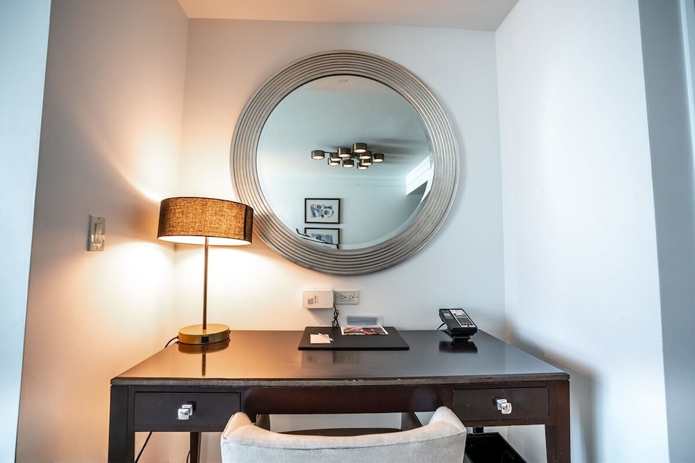 Fontainebleau Miami Beach Private Luxury Suites - photo 39