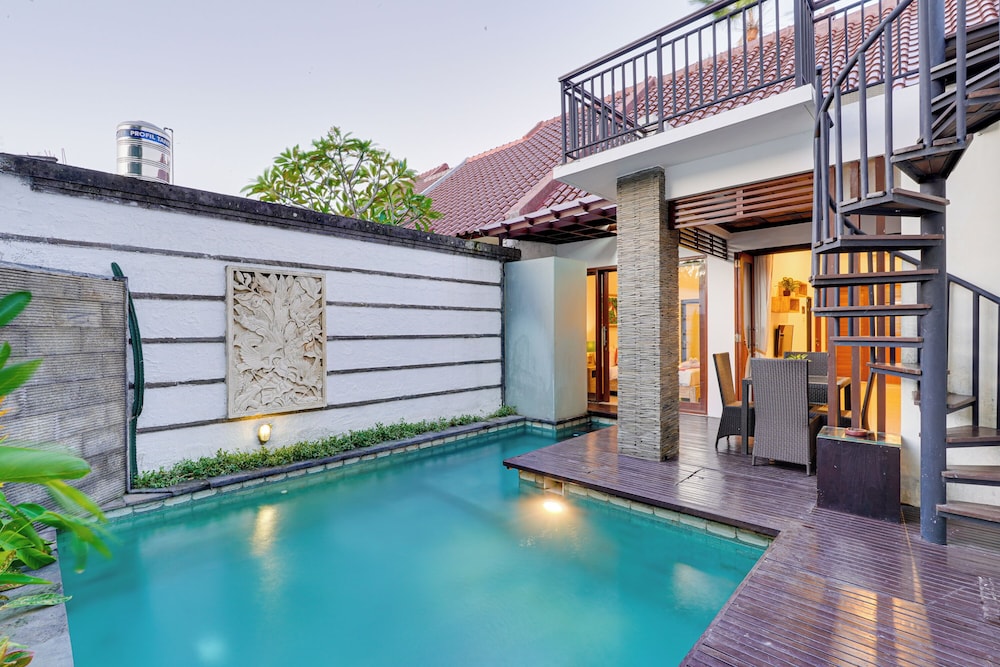 Villa Ganesha 2BR with Private Pool Canggu — 4-Star Luxury Hotel in Canggu, Indonesia