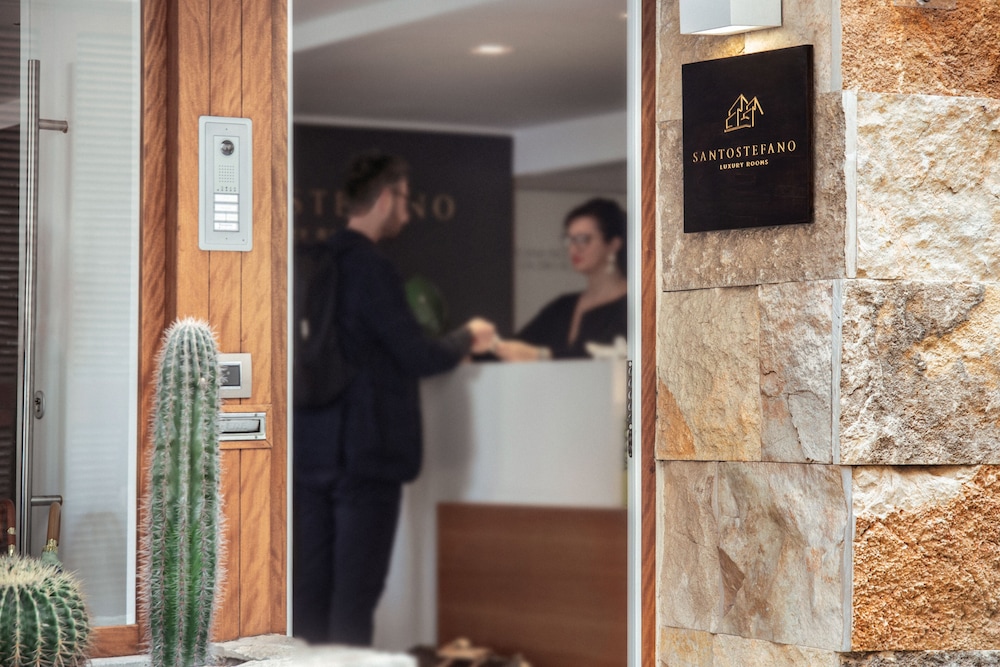 Santo Stefano Luxury Rooms — 4-Star Luxury Hotel in Brindisi, Italy