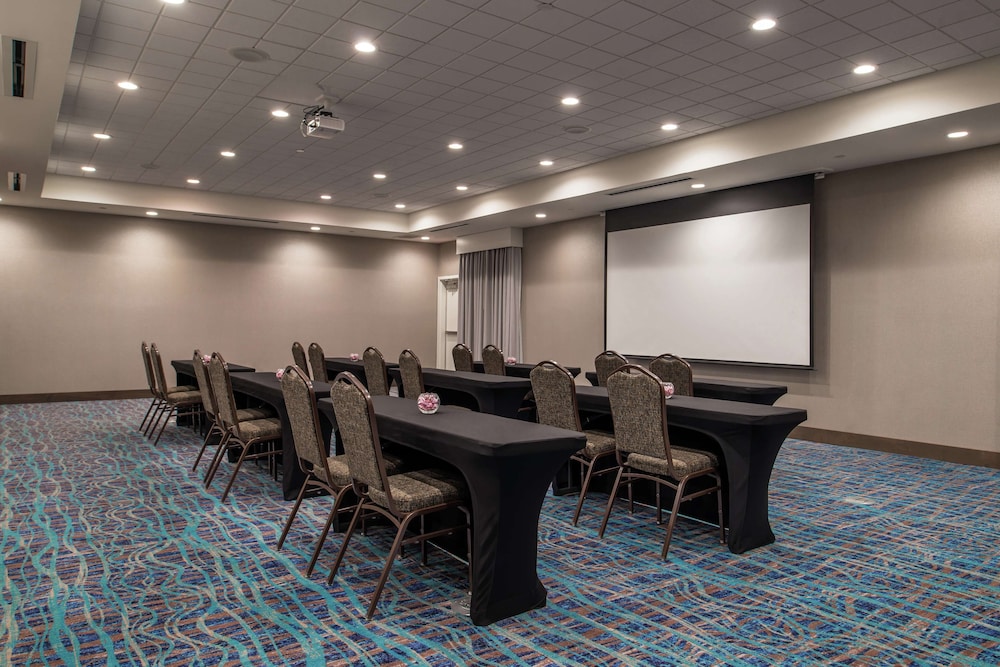 Hampton Inn Benson - photo 45