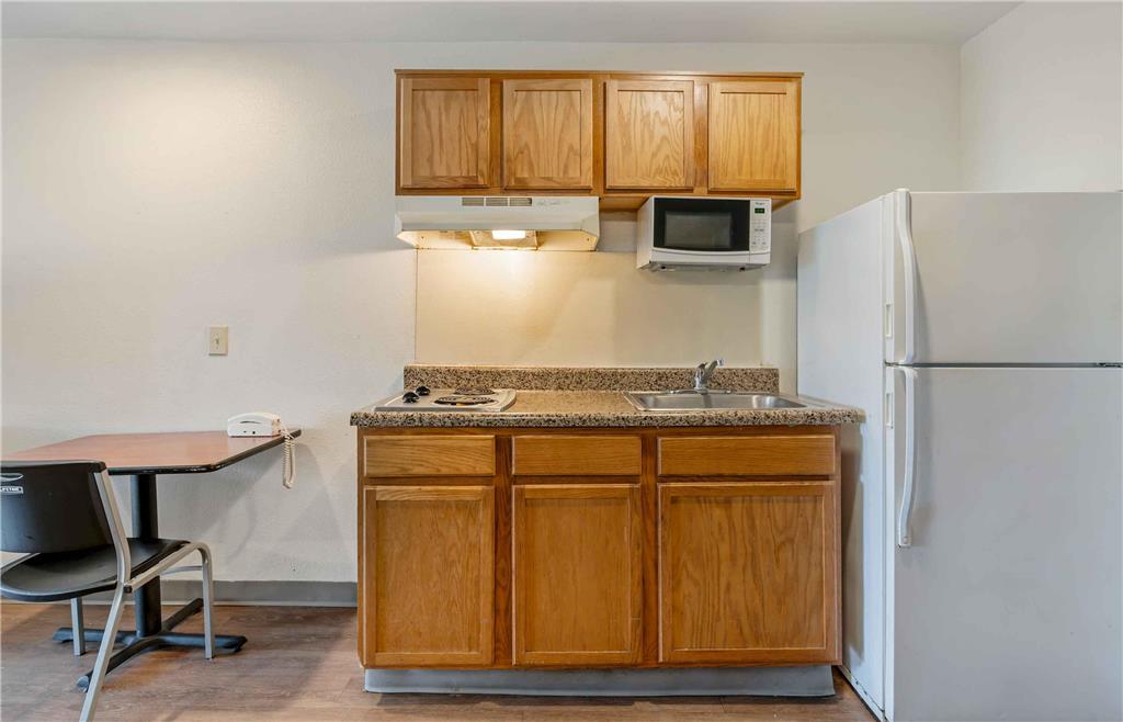 Extended Stay America Select Suites Indianapolis Lawrence - photo 18