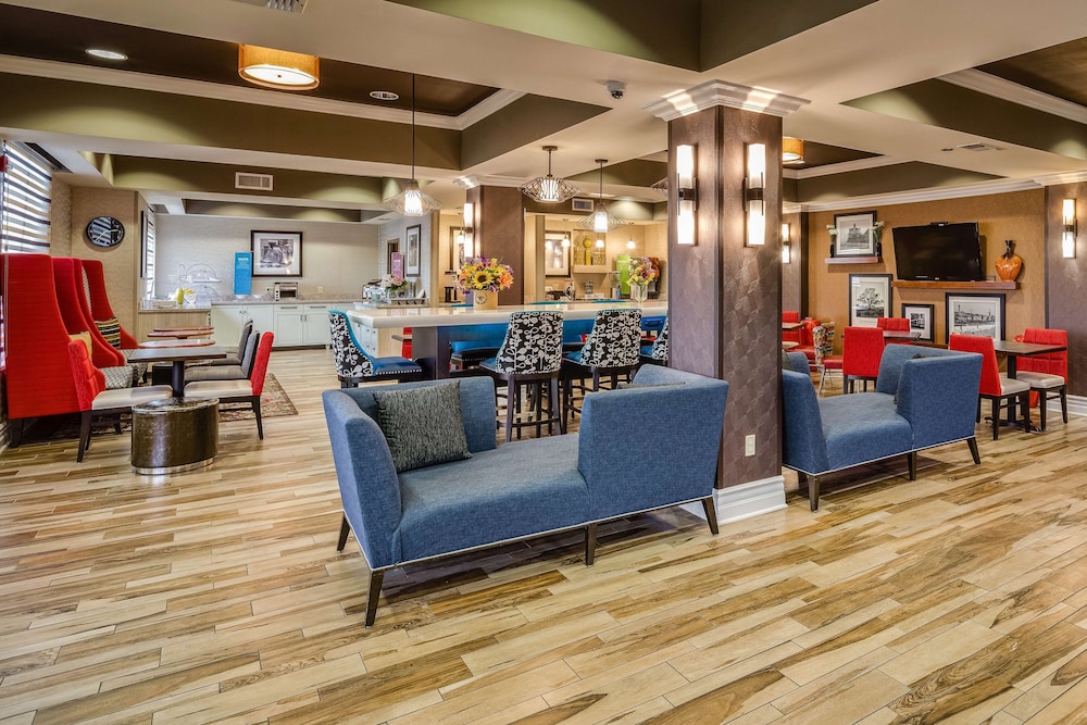Hampton Inn San Francisco Airport - photo 36