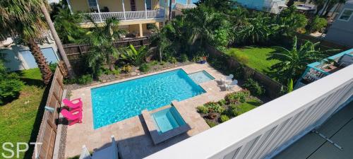 Tranquil Turquoise Retreat in South Padre Island, United States