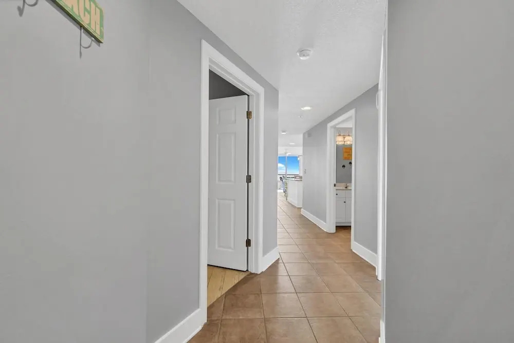 Majestic Beach Towers 2 1701 - photo 3