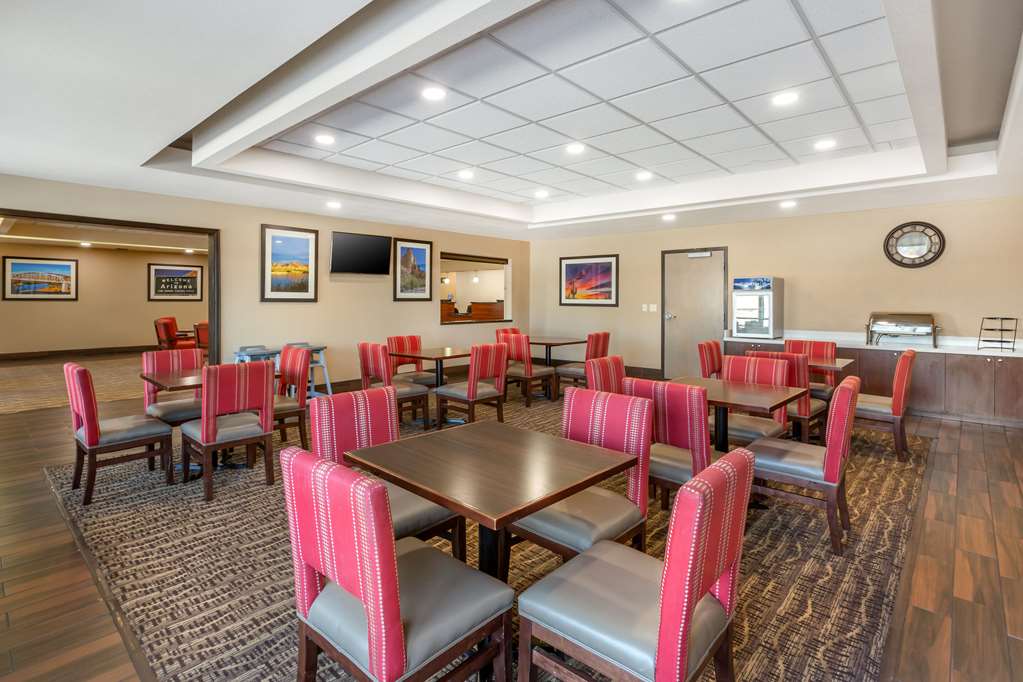 Comfort Inn & Suites Yuma I 8 - photo 31