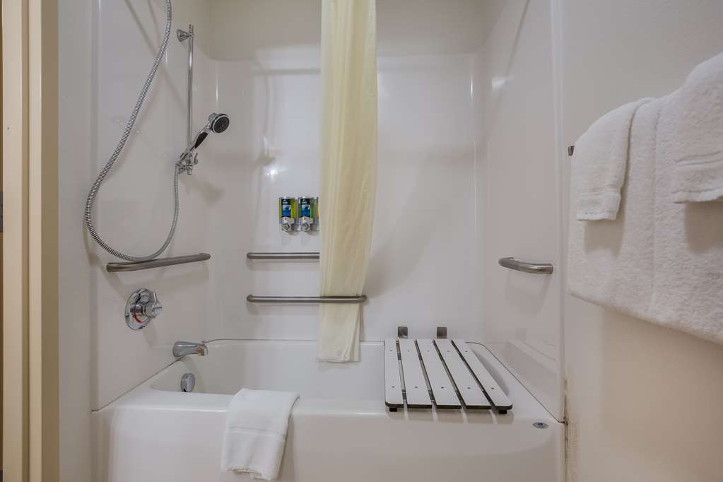 SureStay Hotel by Best Western Whittington Rend Lake - photo 21