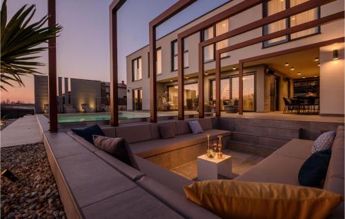 Villa Carlotta — 5-Star Luxury Hotel in Vizinada, Croatia