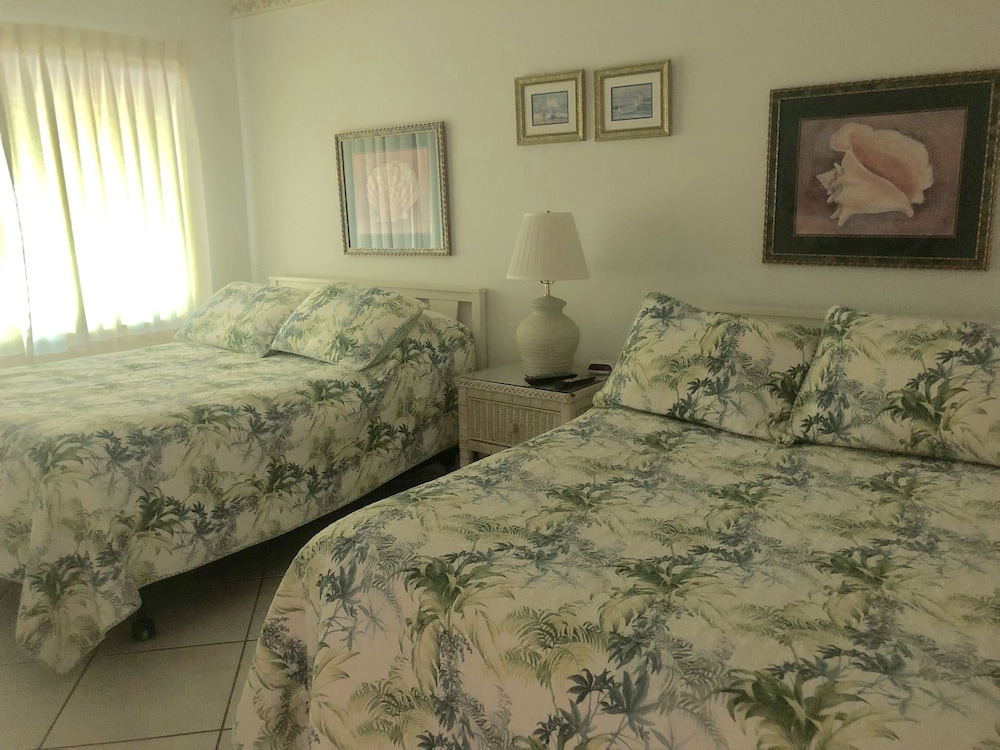 Coconuts Beach Resort - photo 13