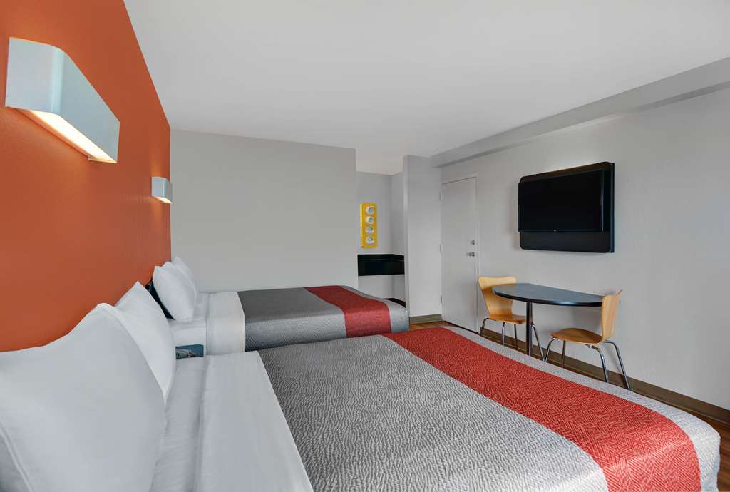Motel 6 Cutler Bay FL - photo 16