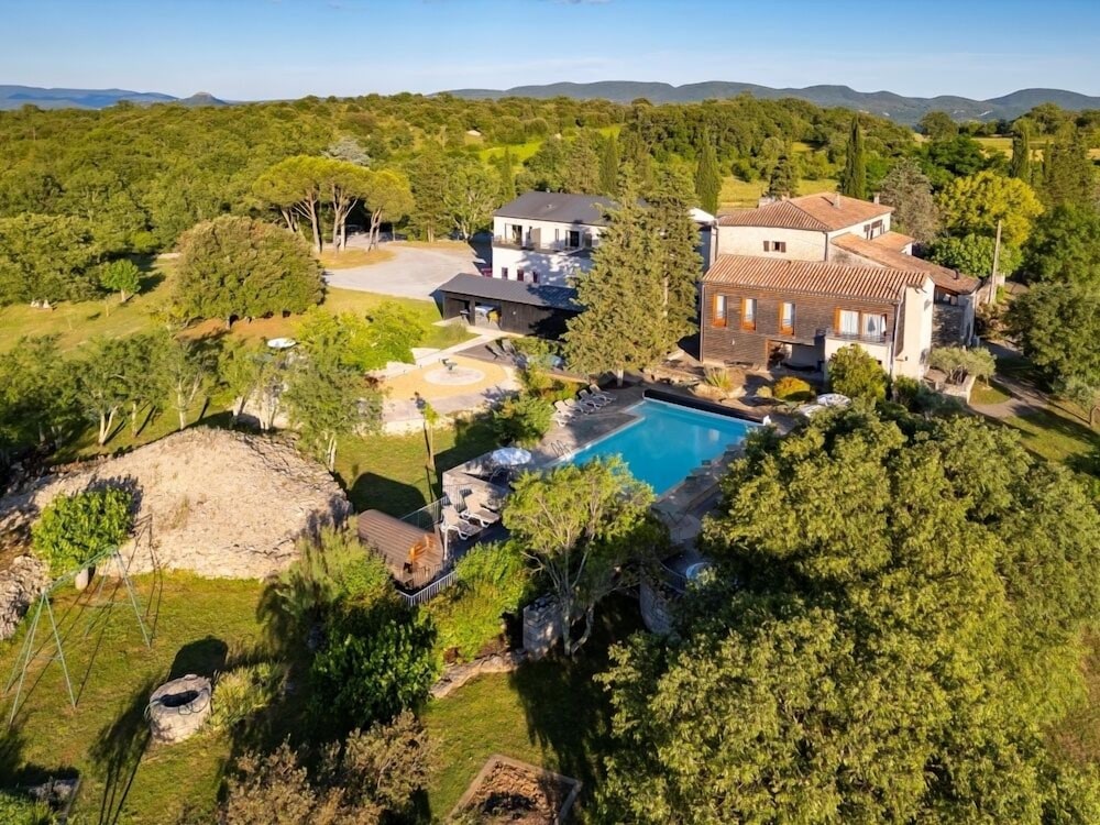 Logis Auberge Les Murets — Lablachere