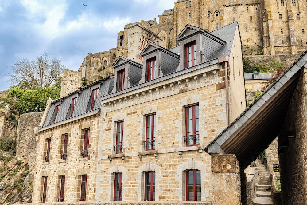 La Mère Poulard - last minute hotel in Unknown City