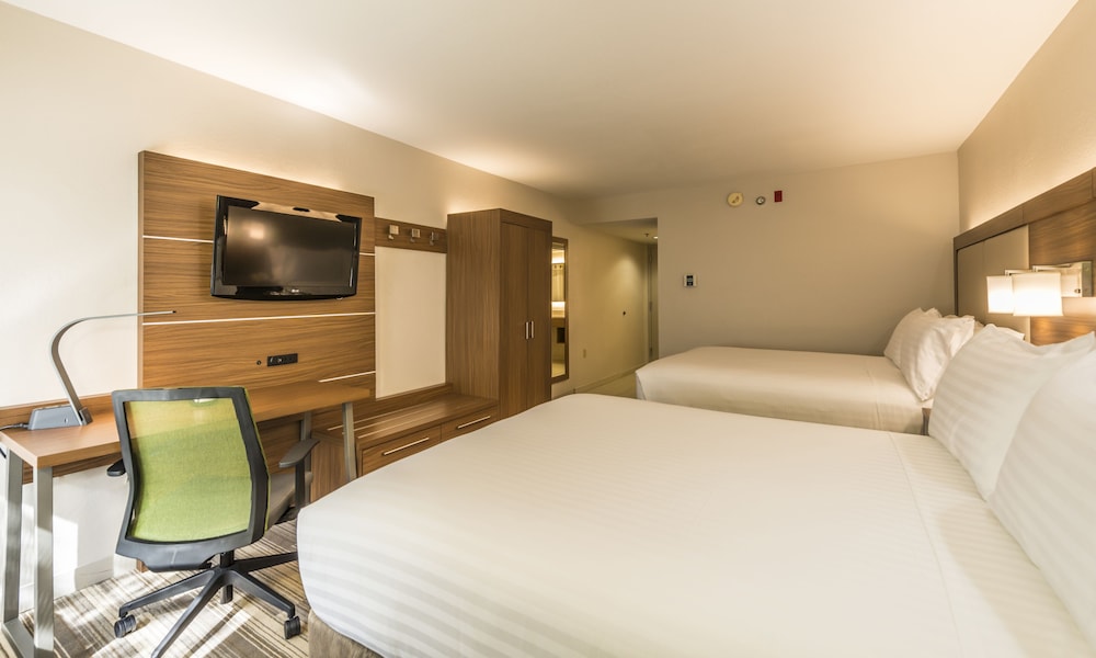 Holiday Inn Express Hotel & Suites Jacksonville South by IHG - photo 11