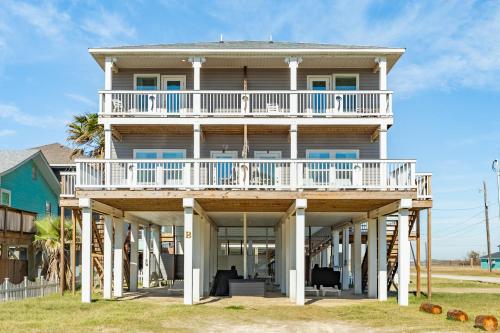 Las Palmas I Beach Views Family Pet Friendly — Surfside Beach