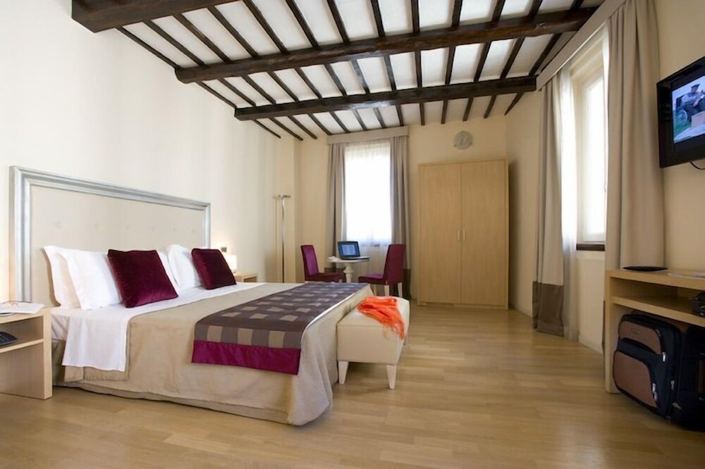 Alexander - carbon neutral hotel in Assisi