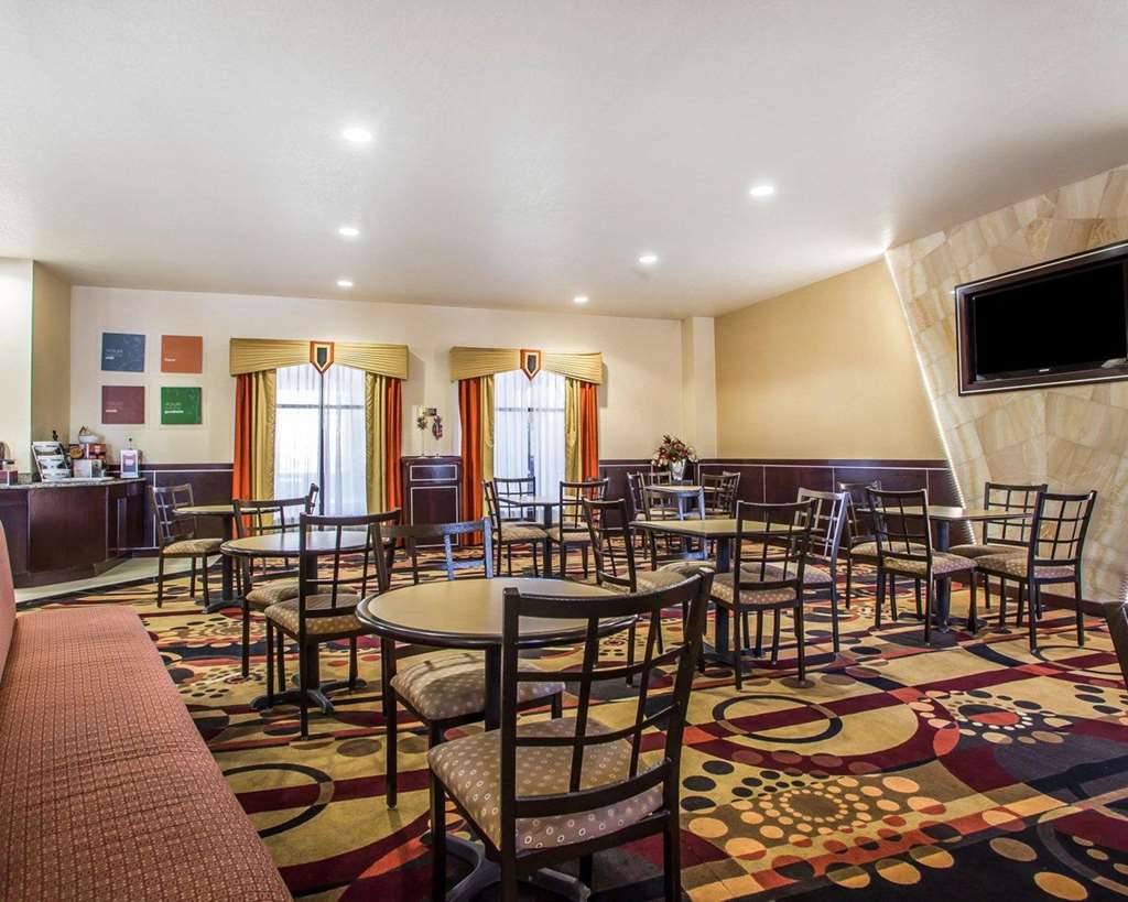 Comfort Suites Troy I75 - photo 28