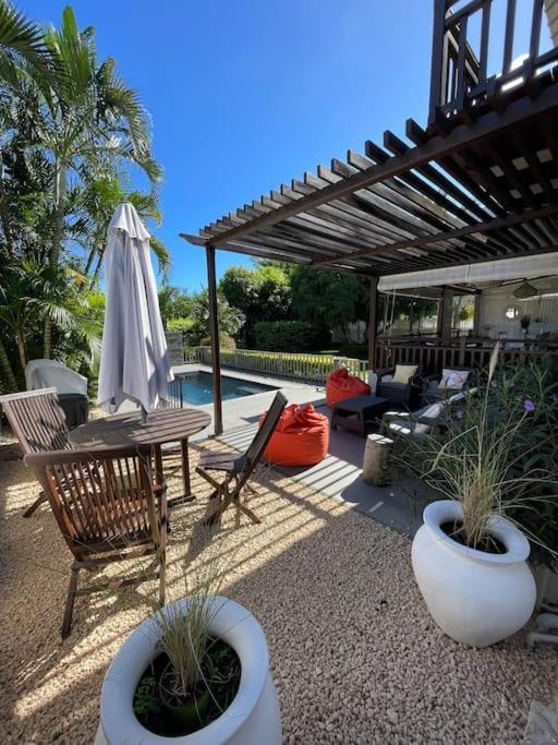 Calme et Bien Être Villa Sous Le Manguier — 4-Star Luxury Hotel in Grande Riviere Noire, Mauritius