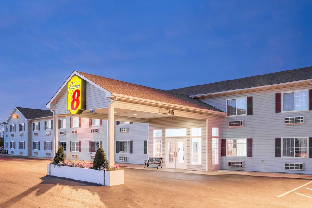 Super 8 by Wyndham Neosho - photo 28