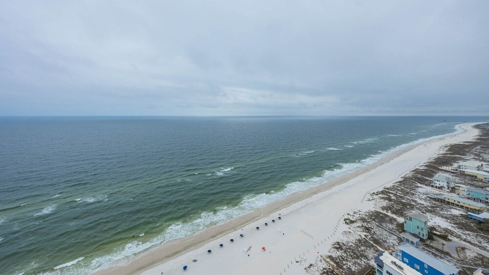 Phoenix Gulf Towers 2702 2 Bedroom Condo - photo 55