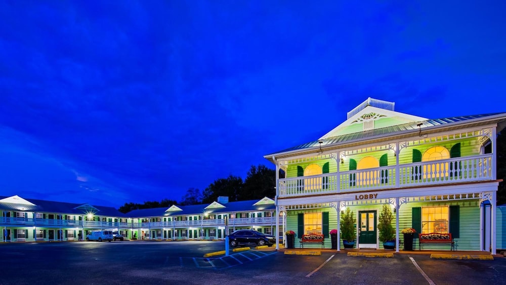 Key West Inn Fairhope Al - featured photo