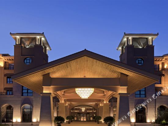 Tianjin Jingji Shengguang Hot Spring Resort Hotel in Tianjin, People's Republic of China