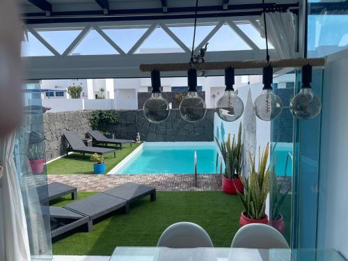 Villa Eclips — 4-Star Luxury Hotel in Playa Blanca, Spain