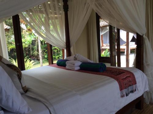 Ubud Rice Field Villa — 4-Star Luxury Hotel in Ubud, Indonesia