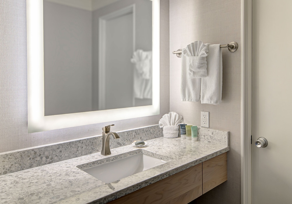 Hallmark Resort Newport - photo 62