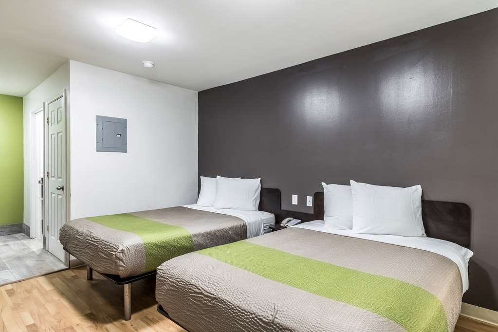 Studio 6 Extended Stay Savannah GA - photo 22