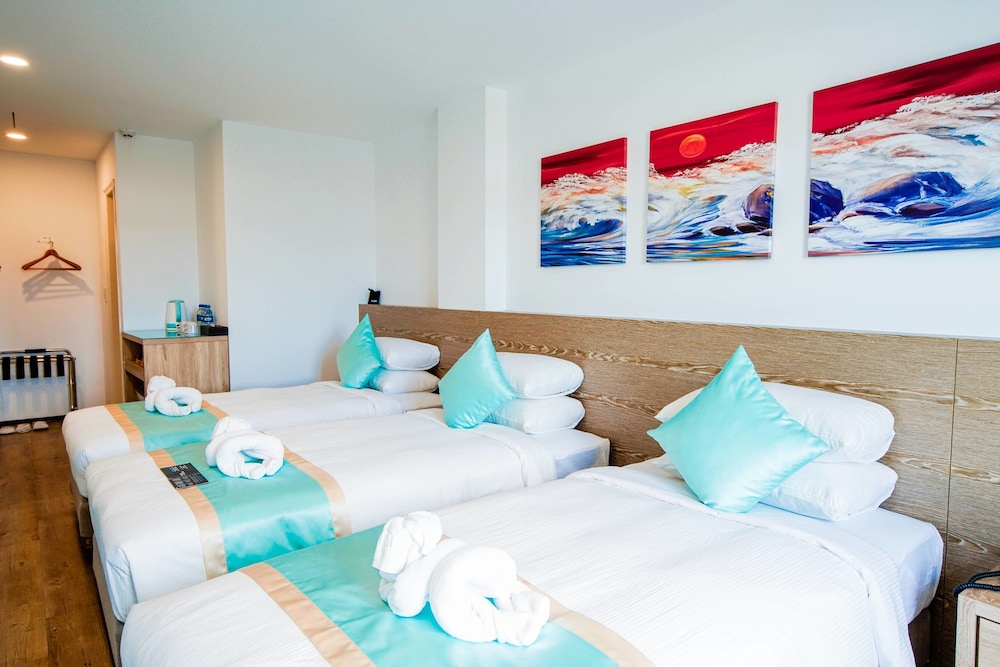 Palau Hotel - carbon neutral hotel in Koror