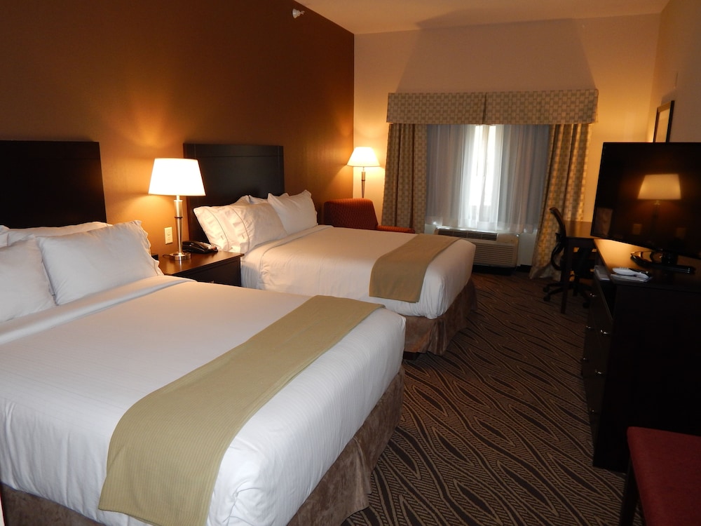 Holiday Inn Express & Suites Washington Meadow Lands by IHG - photo 15
