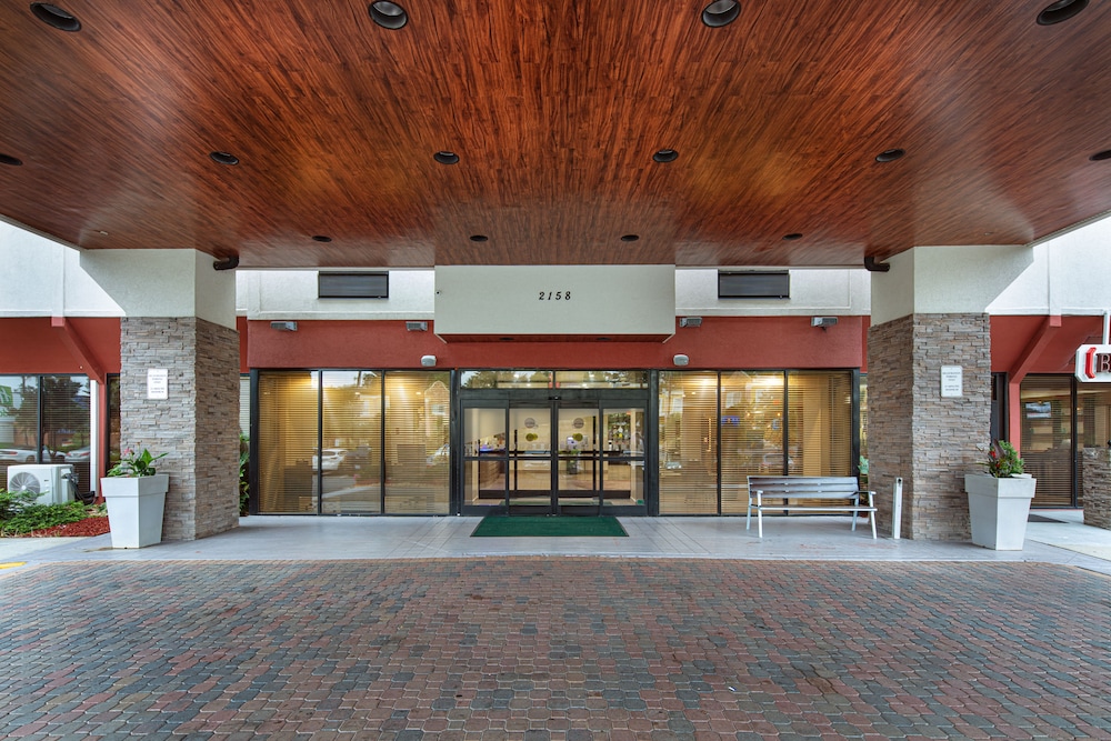 Holiday Inn Atlanta Northlake by IHG - photo 35