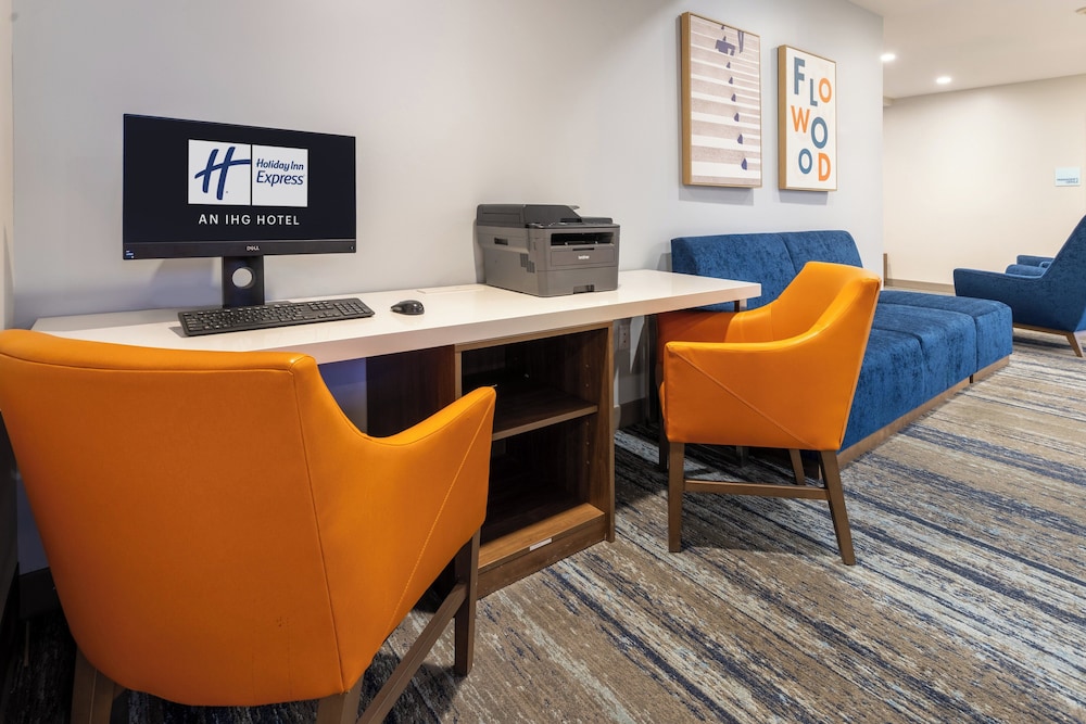 Holiday Inn Express & Suites Flowood by IHG - photo 41