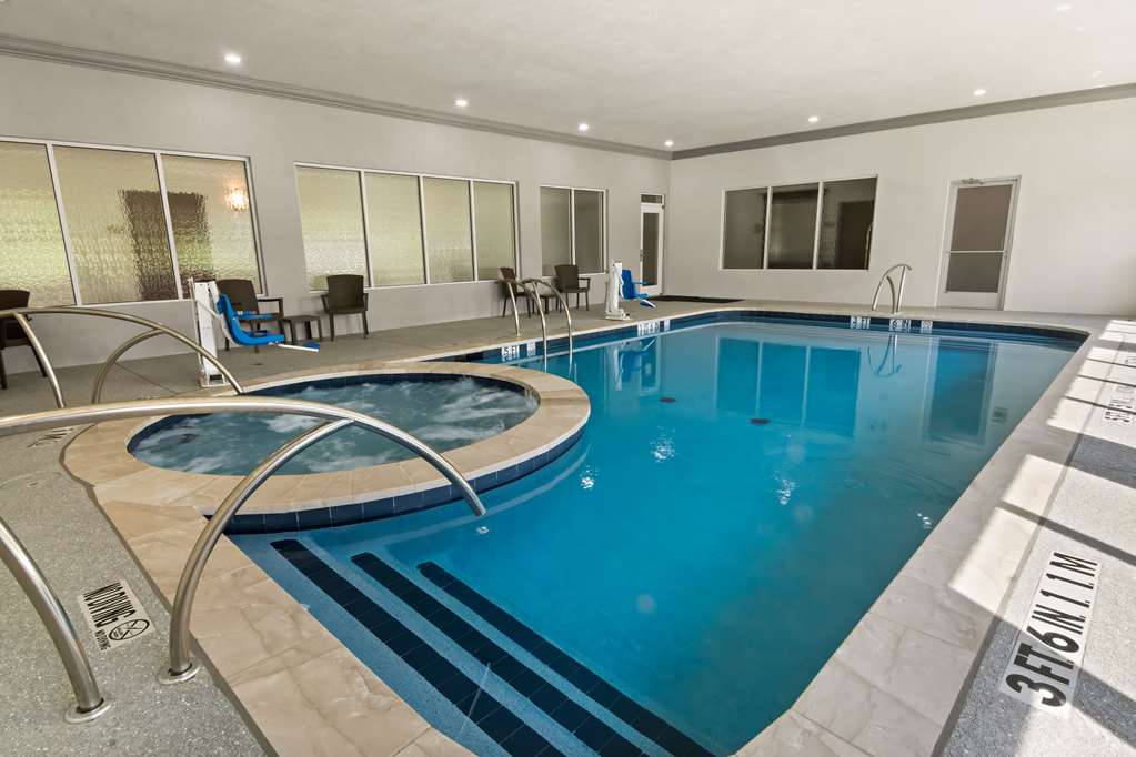 Comfort Suites Granbury - photo 31
