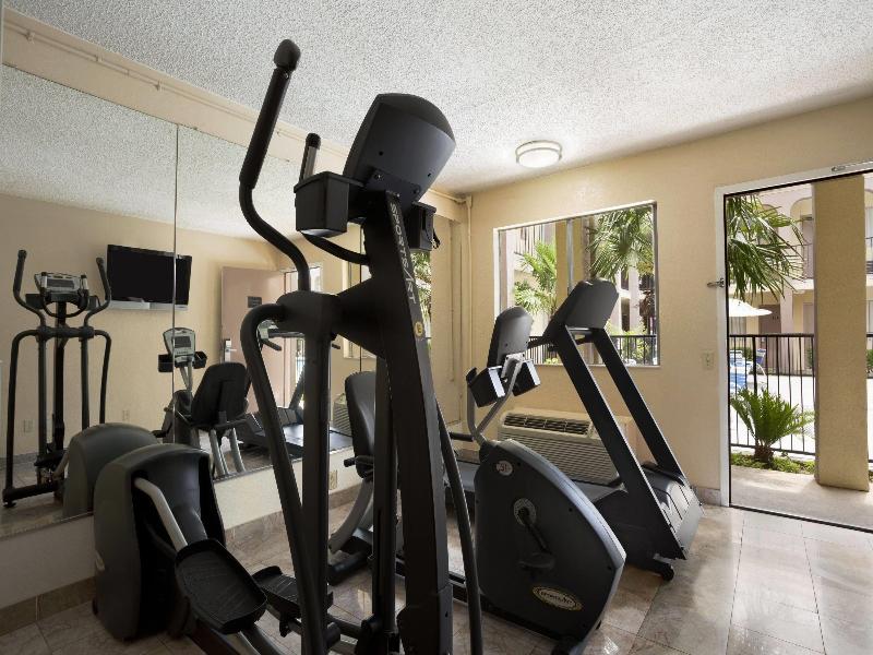Days Inn by Wyndham Dallas Irving - photo 16