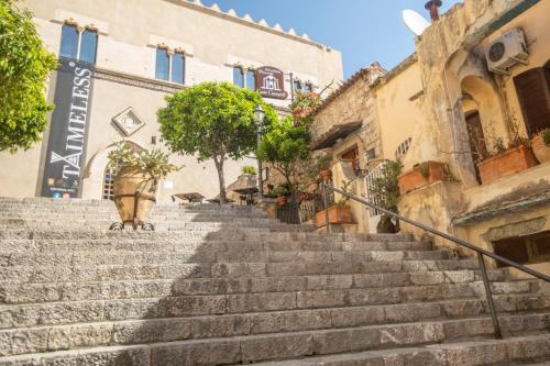 Casa di Regina City Center Completely Renovated Historical — 4-Star Luxury Hotel in Taormina, Italy
