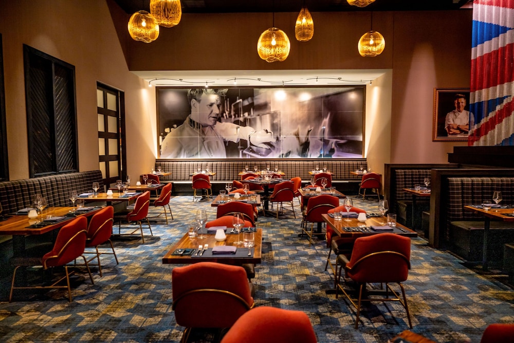Harrah's Kansas City Hotel and Casino A Caesars Rewards Destination - photo 38