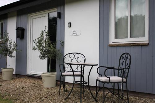 Oak Cottage Perfect for Golfing Walking & Relaxing — 4-Star Luxury Hotel in Abergavenny, United Kingdom