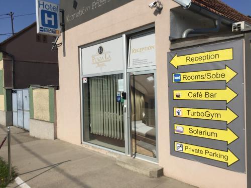 Plaza La Night and Spa in Sremska Mitrovica, Serbia