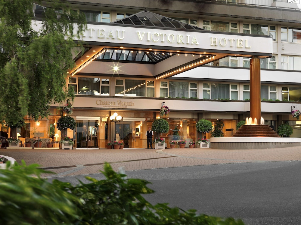 Chateau Victoria Hotel & Suites