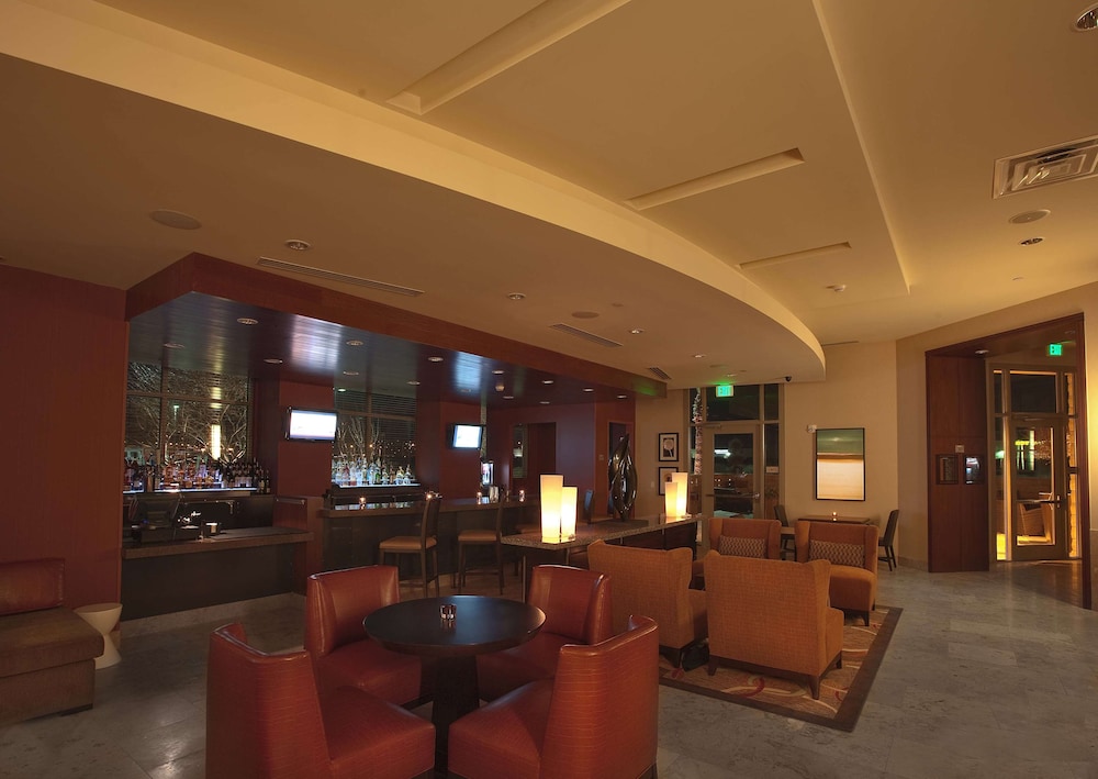 Embassy Suites Palmdale - photo 40