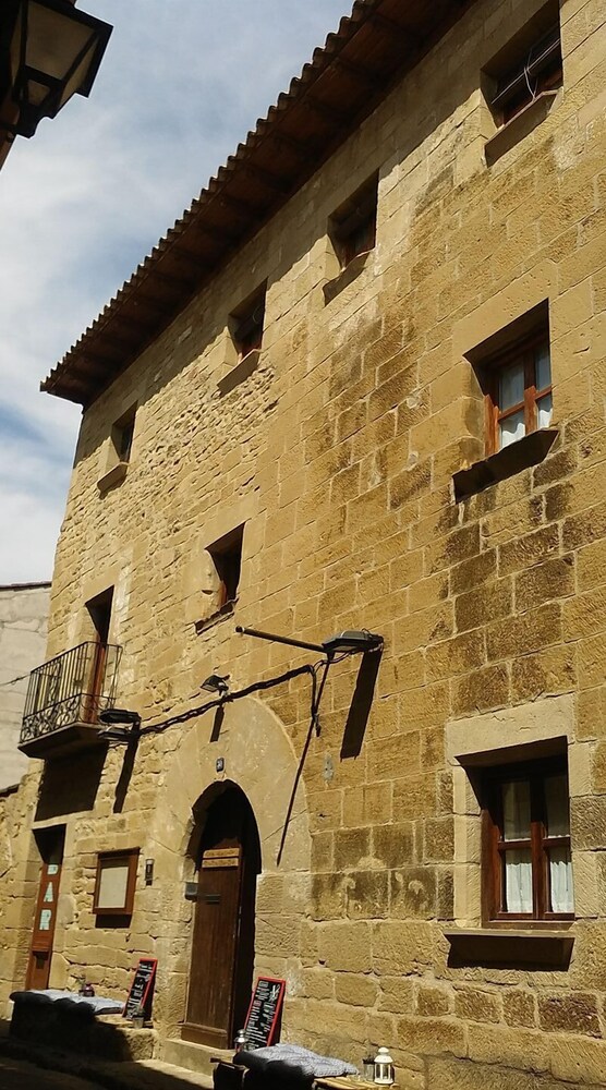 Albergue Uncastillo pet-friendly hotel Uncastillo